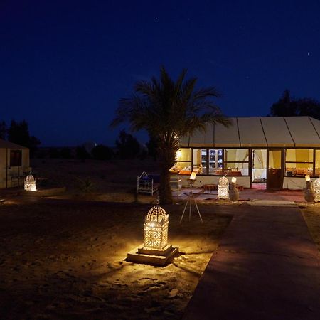 Desert Glamping Experience Merzouga Bagian luar foto