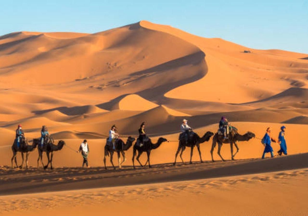 Desert Glamping Experience Merzouga Bagian luar foto