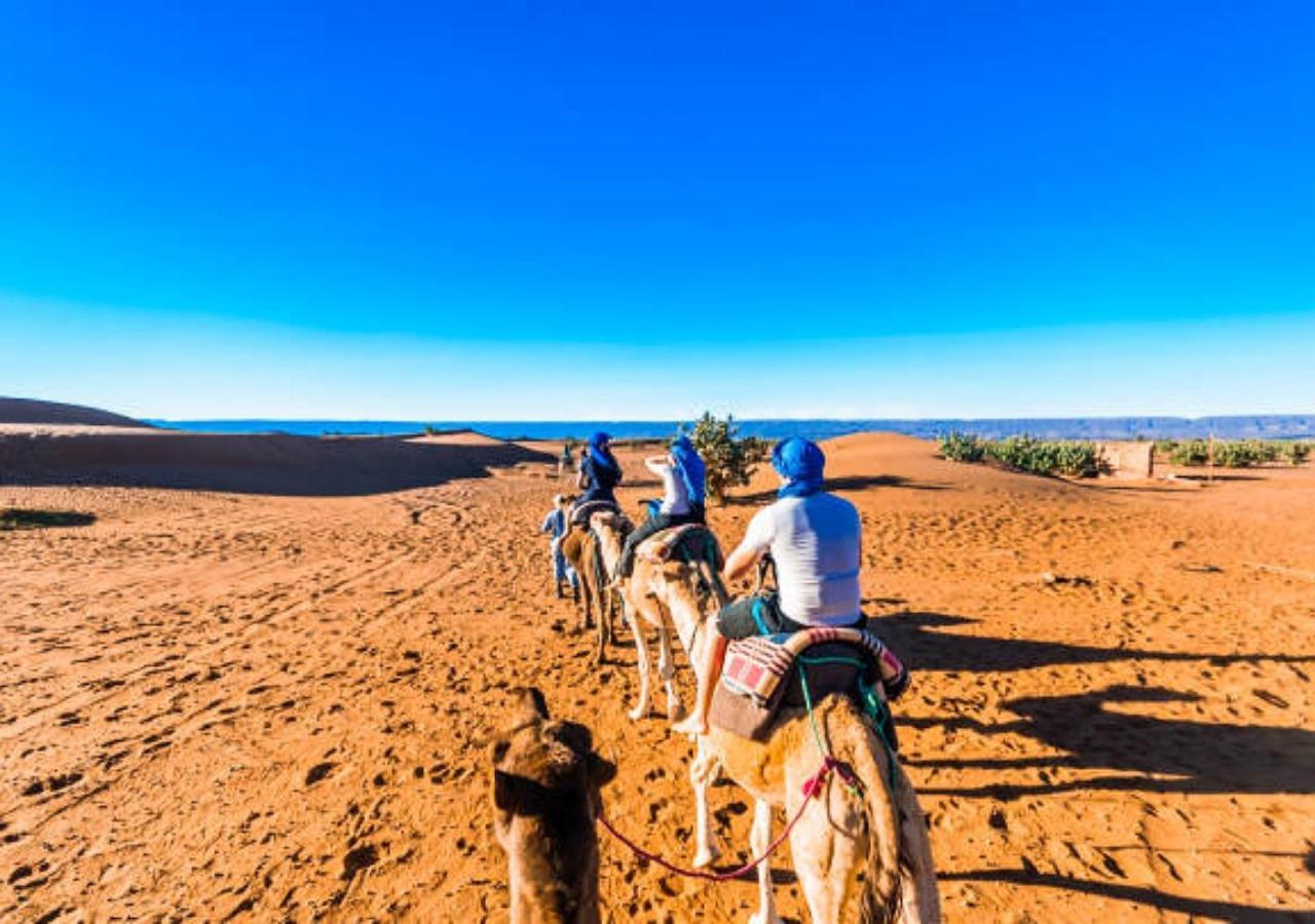 Desert Glamping Experience Merzouga Bagian luar foto