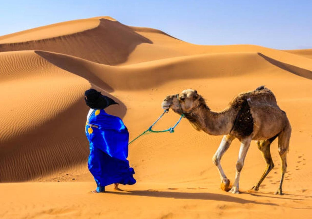 Desert Glamping Experience Merzouga Bagian luar foto
