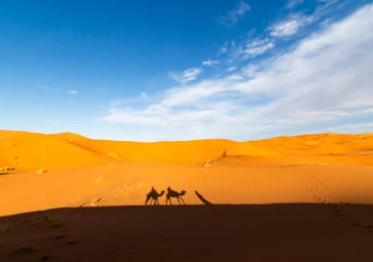 Desert Glamping Experience Merzouga Bagian luar foto