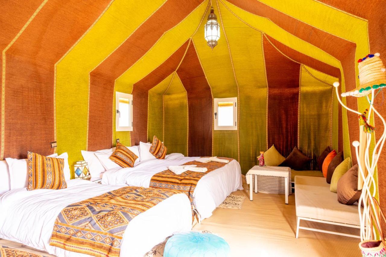 Desert Glamping Experience Merzouga Bagian luar foto