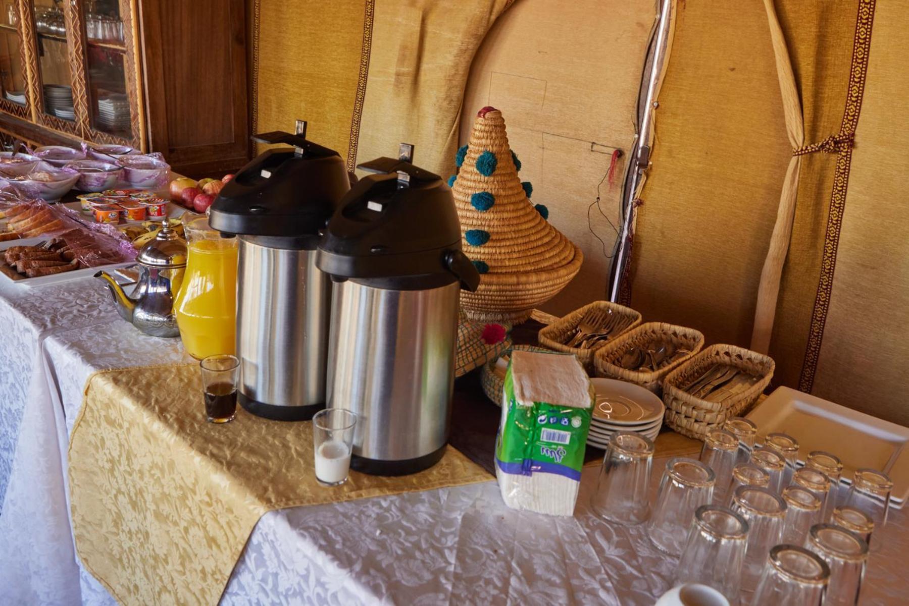 Desert Glamping Experience Merzouga Bagian luar foto